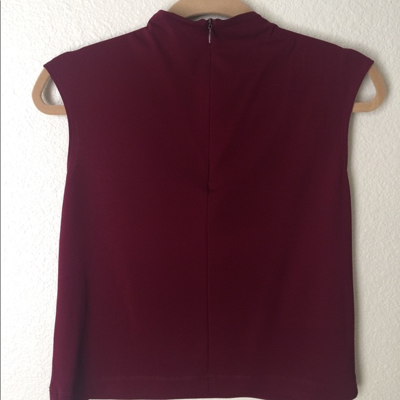 A top burgundy color. 100% Polyester - Picture 2 of 2